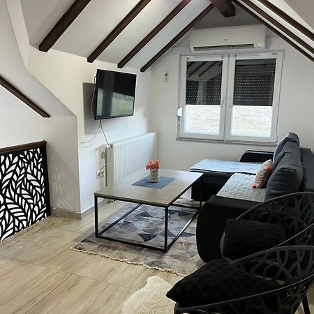 Vacation House Studenac Bihać Exteriér fotografie