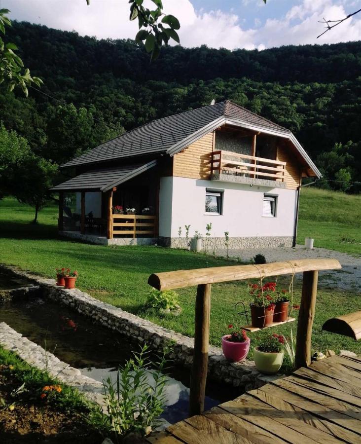Vacation House Studenac Bihać Exteriér fotografie