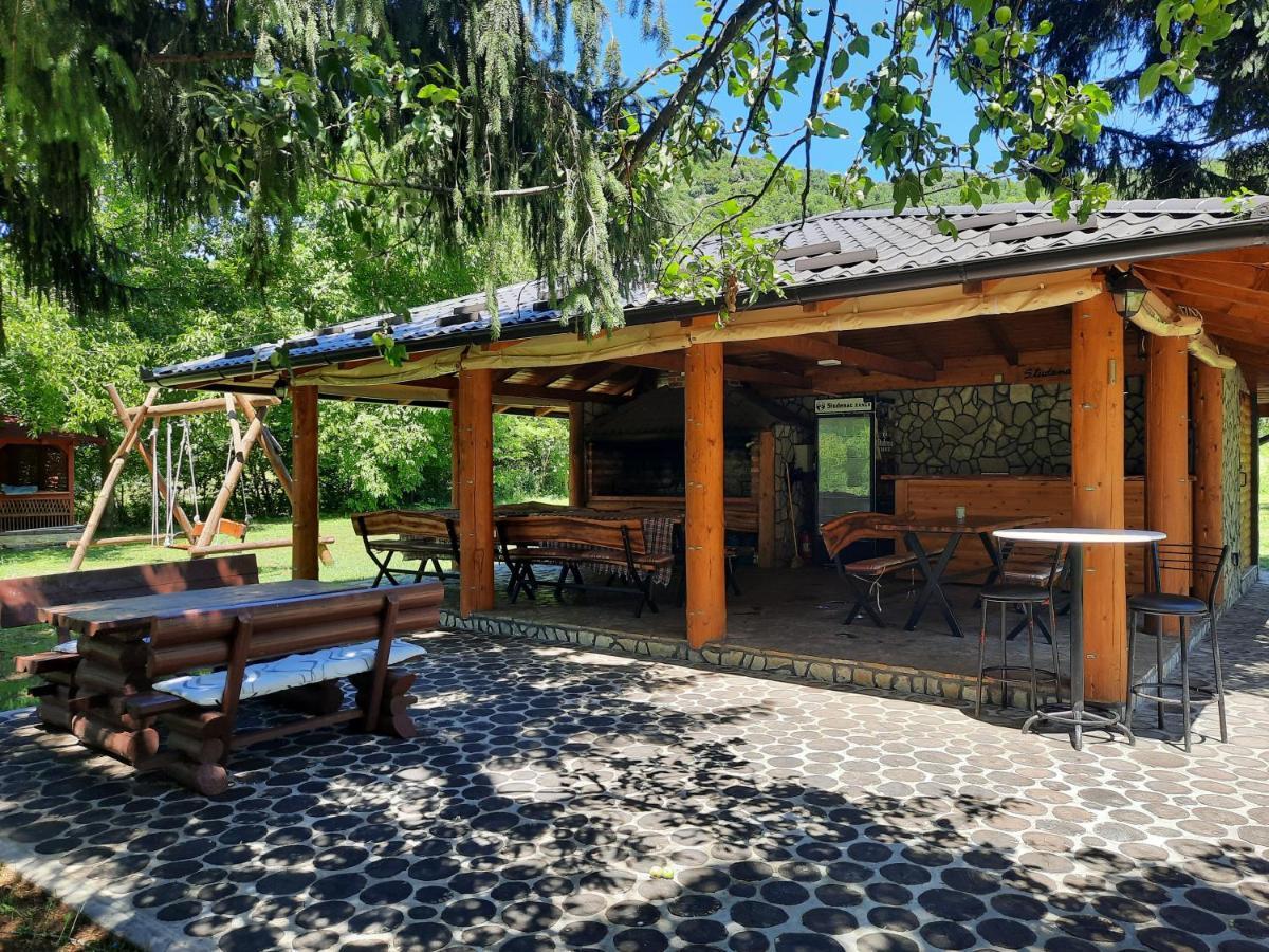 Vacation House Studenac Bihać Exteriér fotografie